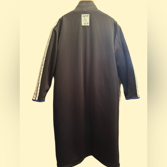 Reversible Black and Sherpa Winter Jacket - Picture 5 of 10